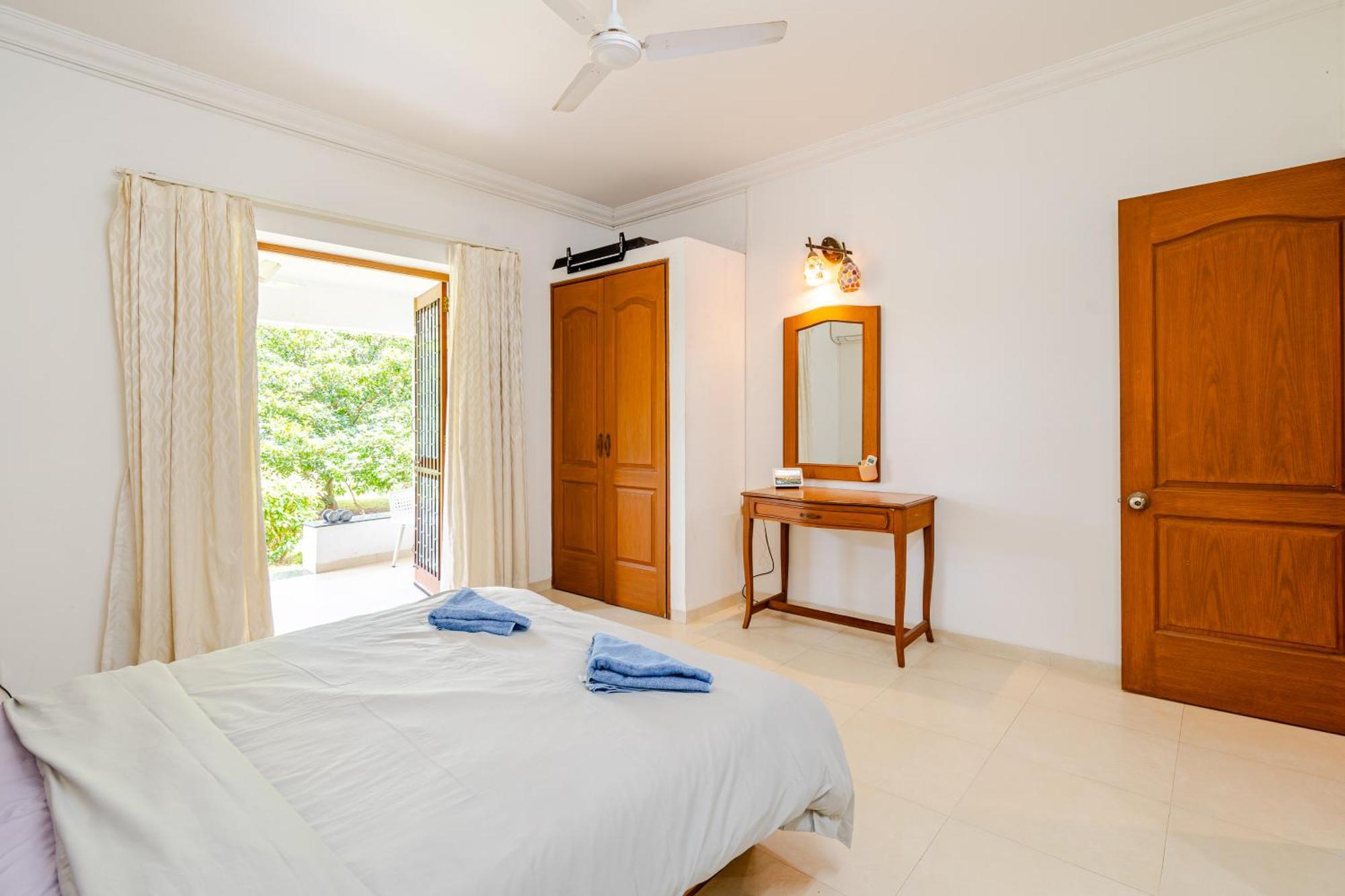 Susegad Suites Arpora Apartments & Villas With Reserved Parking Room photo