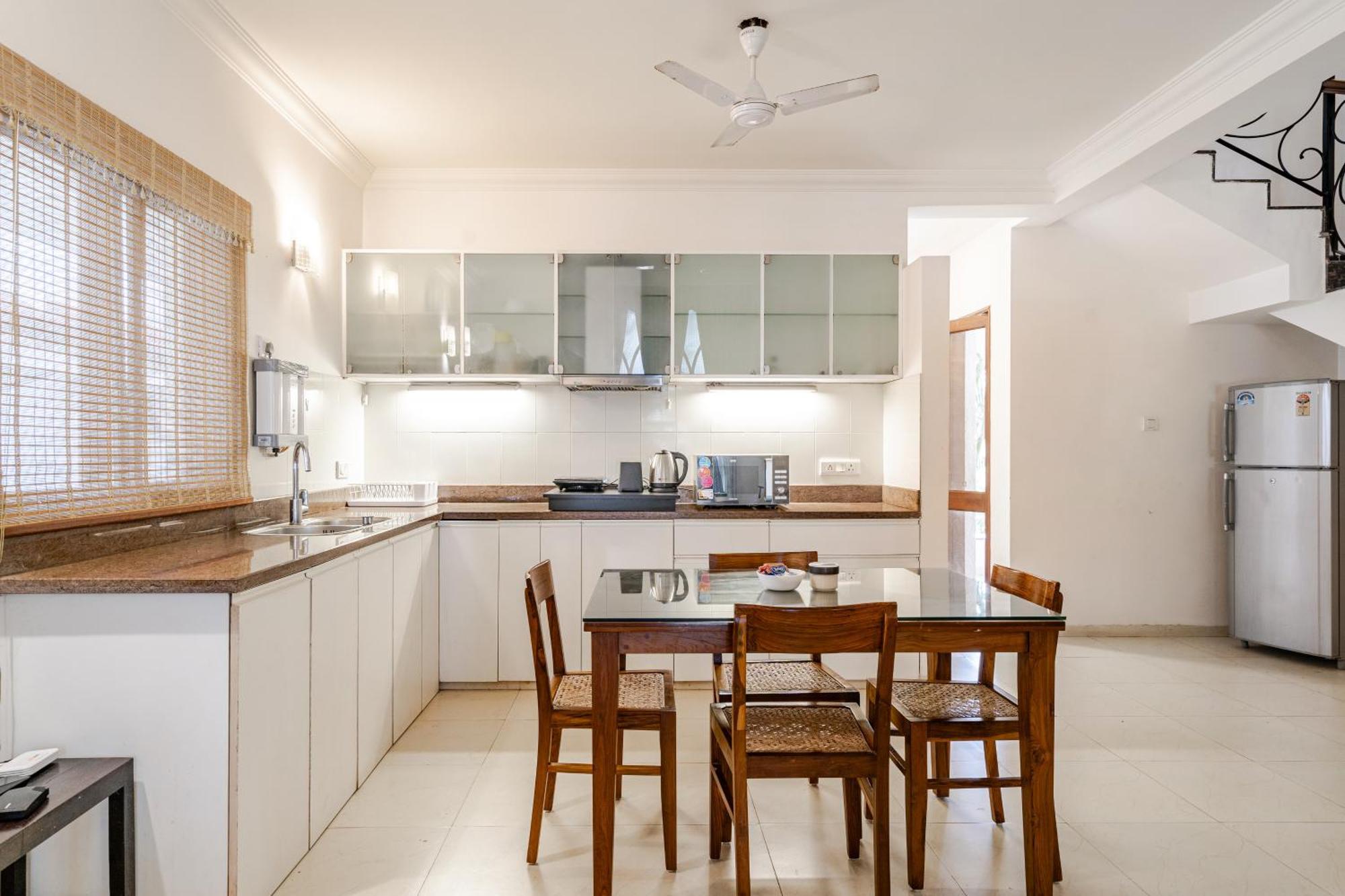 Susegad Suites Arpora Apartments & Villas With Reserved Parking Room photo